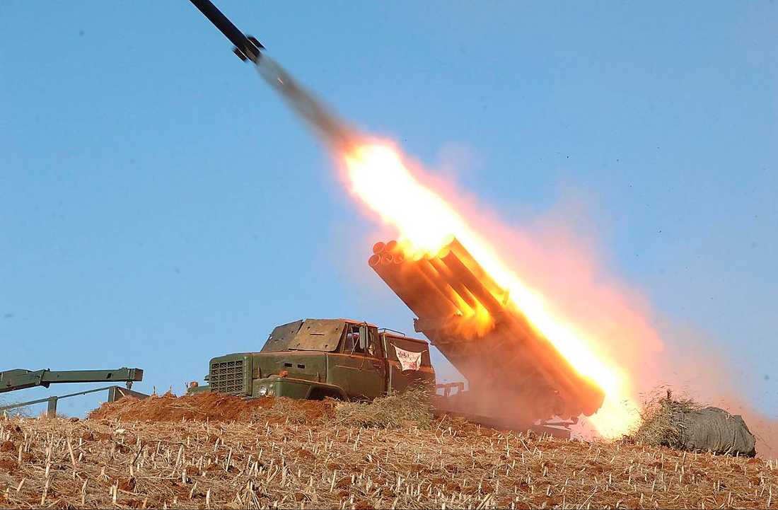 Is RTX Corporation (RTX) the best aerospace and defense stock to buy according to billionaires?